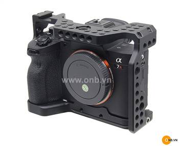 Trên tay khung bảo vệ Rig Cage Cho Sony Alpha A7R4 mới 2019